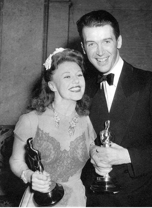 Jimmy and Ginger show off their oscars
